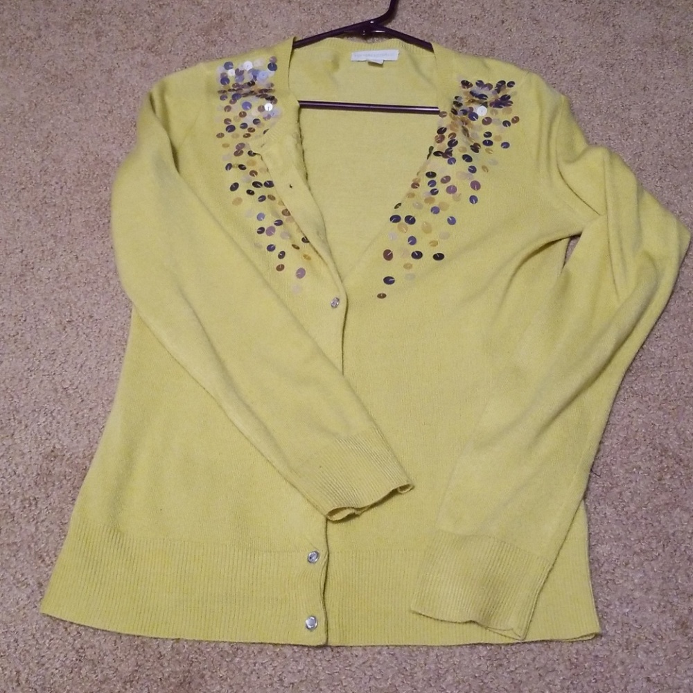Lightly Used Yellow Sweater Small
